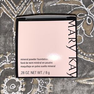 Mary Kay Mineral Powder Foundation